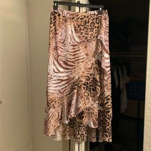 Women’s leopard skirt size M